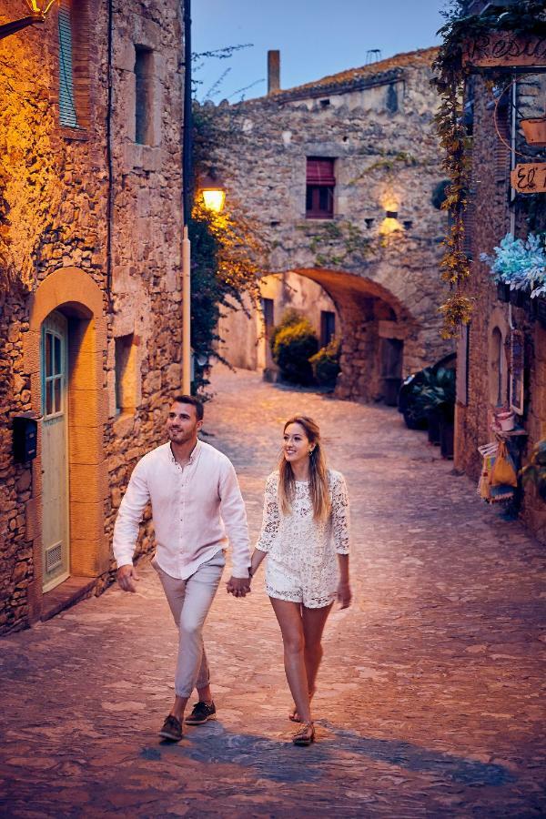Hotel Castell D'Emporda لا بيسبال المظهر الخارجي الصورة